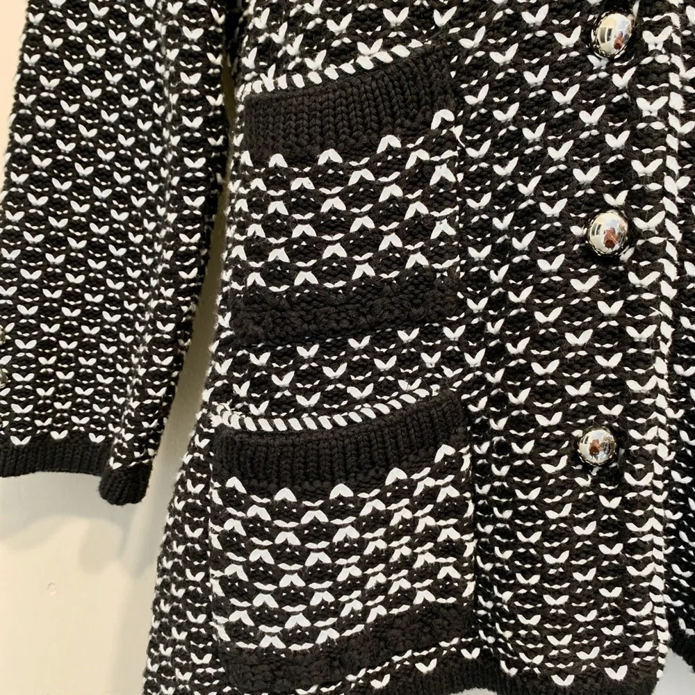 WHBM | Crochet Chunky Knit Button Front Pocket Cropped Cardigain